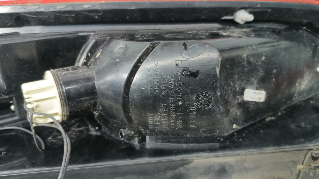 Stop aripa stanga 8m51-13405-a Ford Focu