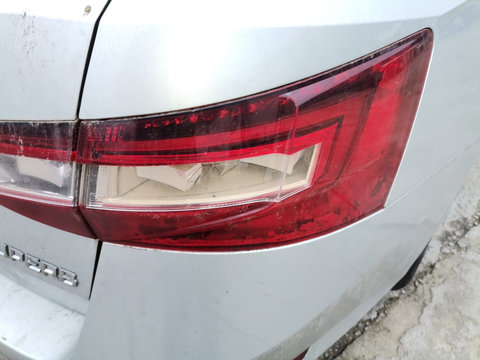 Stop Aripa Stanga Dreapta Skoda Superb 3 2018