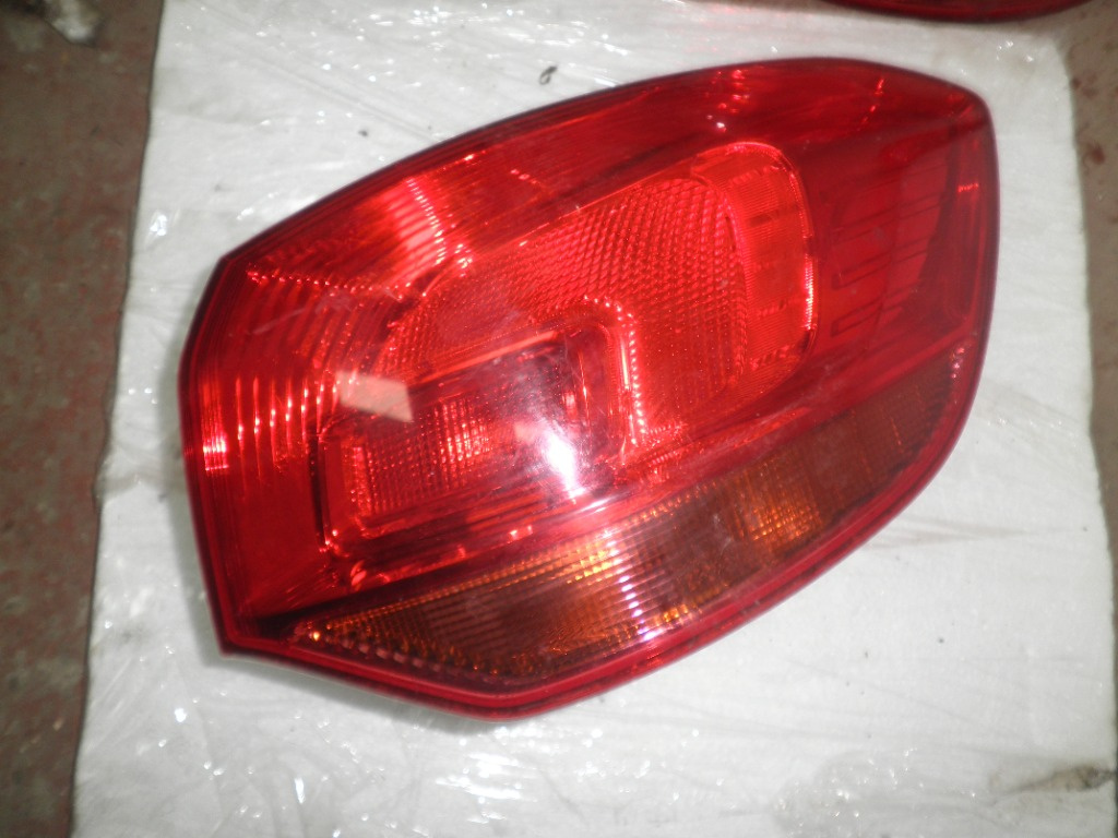 Stop dreapta aripa Opel Astra J Tourer 13282243