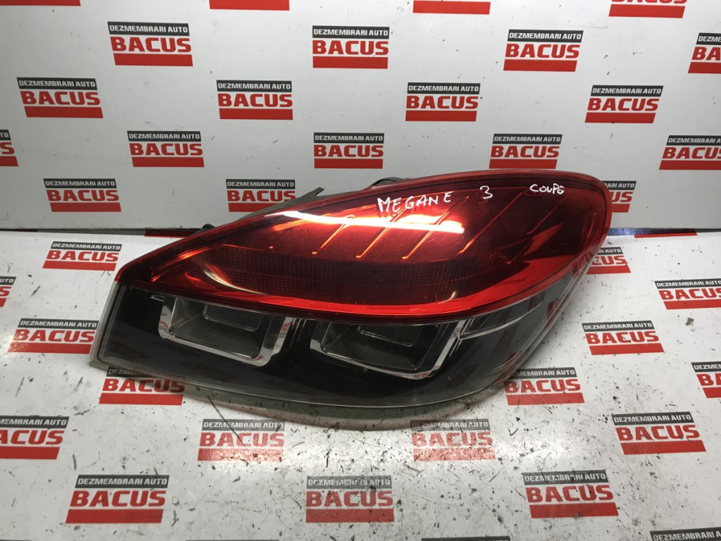 Stop Dreapta Aripa Renault Megane 3 Coupe Cod 265500005R