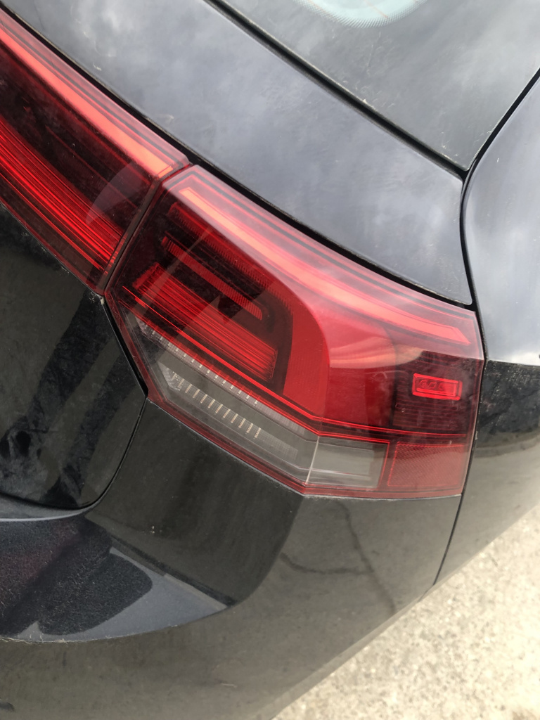 Stop dreapta aripa Volkswagen Golf 8 Hatchback 1.5 Benzina 2021