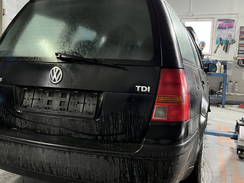 STOP DREAPTA (break, semnal portocaliu) Volkswagen VW Golf 4 [1997 - 2006]