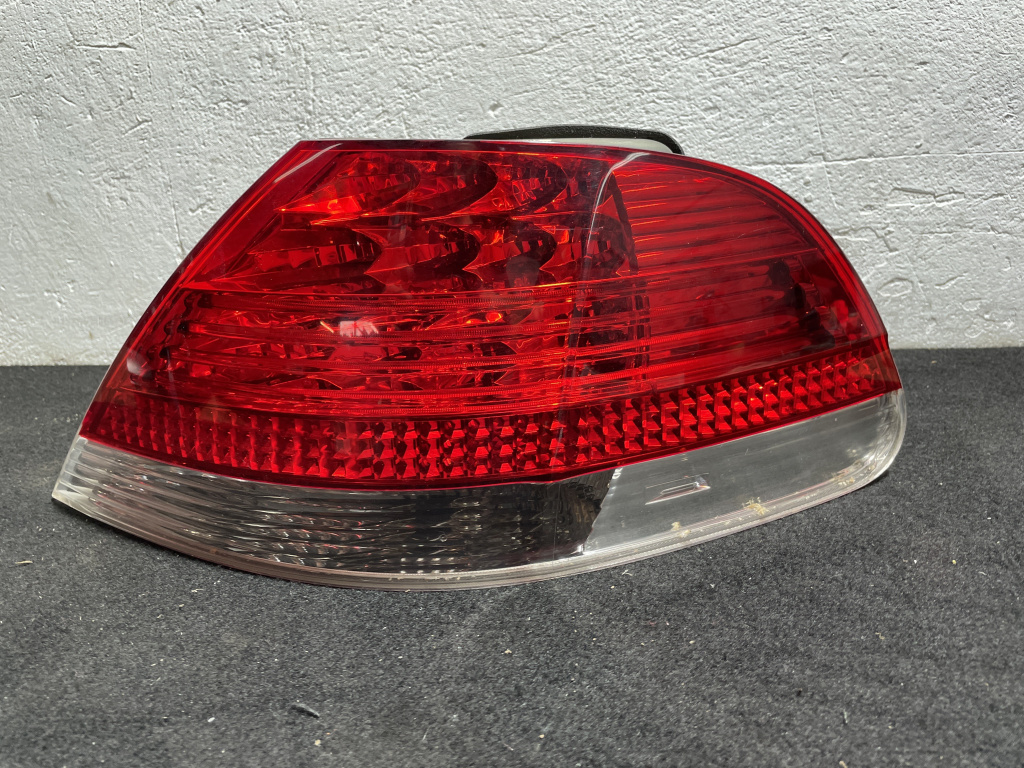 Stop dreapta caroserie BMW 730 d E65 sedan 2008 (cod intern: 233456)