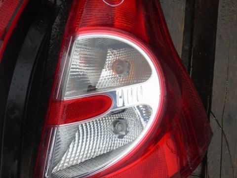 Stop dreapta Dacia Sandero din 2011