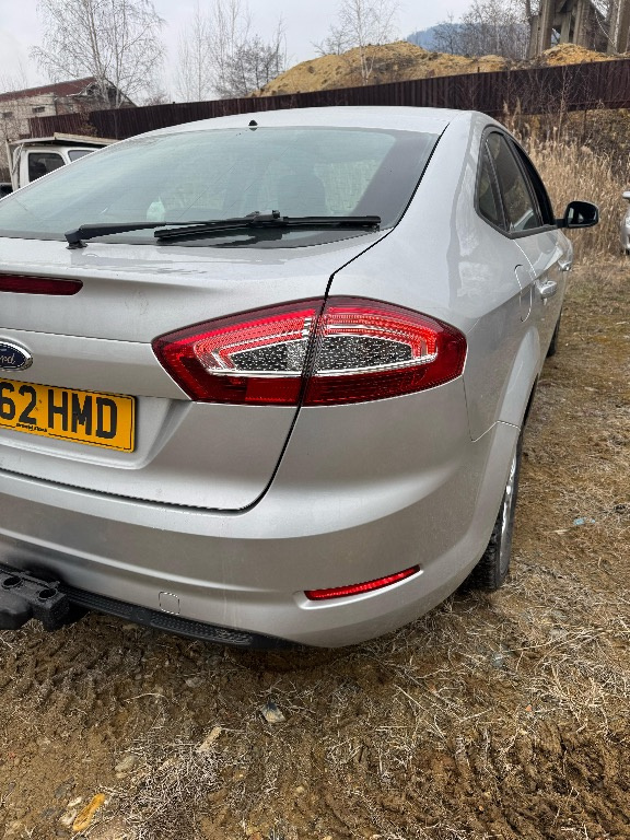 Stop dreapta de per aripa Ford Mondeo