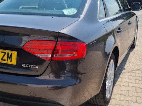 Stop Dreapta Dupa Capota Portbagaj Audi A4 B8