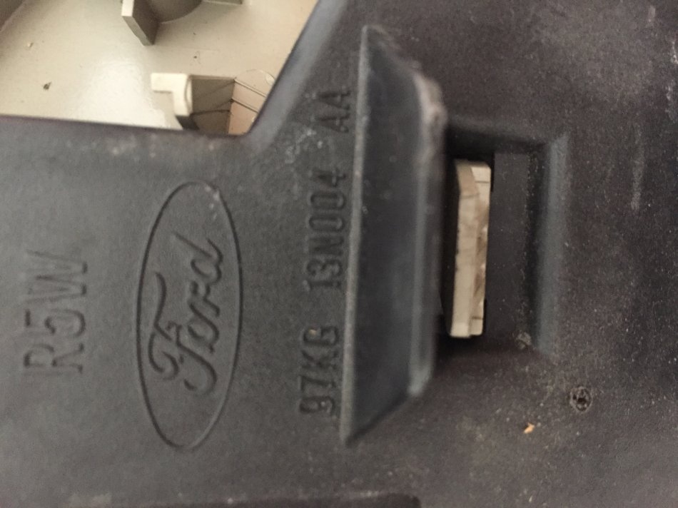 Stop dreapta FORD KA 97KG-13N004-AA 1996