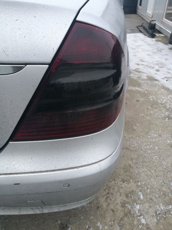 Stop dreapta fumuriu Mercedes E220 cdi w211 Facelift an 2009