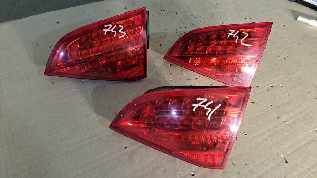 Stop dreapta haion Audi A4 B8 combi LED cod 8K9945094B