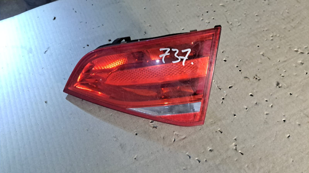 Stop dreapta haion Audi A4 B8 sedan cod 8K5945094D