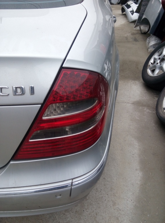 Stop dreapta LED Mercedes E220 W211