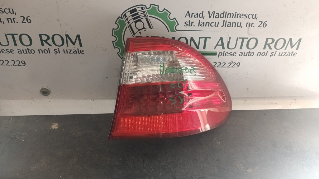 Stop dreapta Mercedes W211 combi facelift, cu led