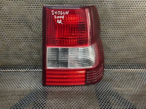 Stop dreapta Mitsubishi Shogun 2004