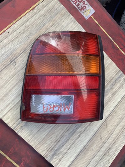 Stop dreapta Nissan Micra 1996