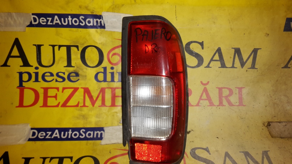 Stop dreapta Nissan Navara D22