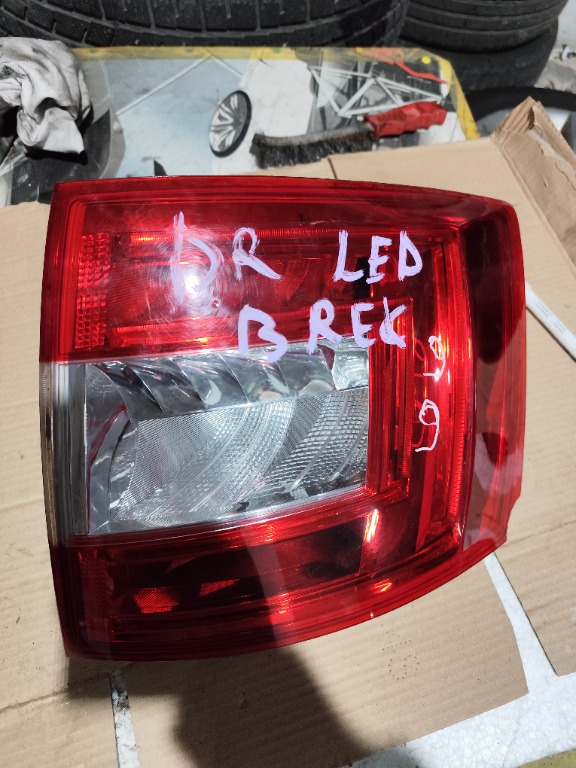 Stop dreapta spate cu led Skoda octavia 3 break