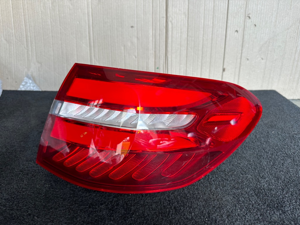 Stop dreapta spate pentru Mercedes GLC W253 X253