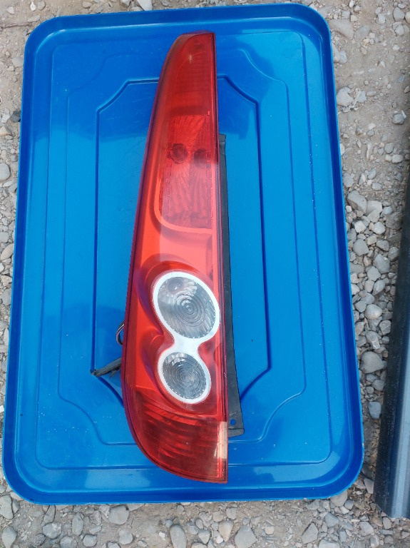 Stop ford fiesta mk5 stanga