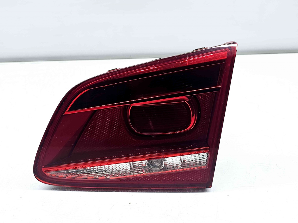 Stop haion dreapta Volkswagen Passat B7 (362) [Fabr 2010-2014] 3AE945094J