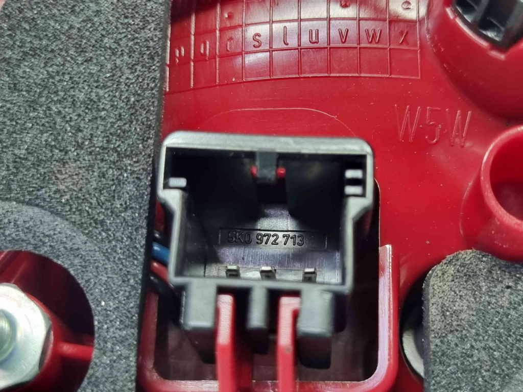 Stop haion dreapta Volkswagen Passat B7 