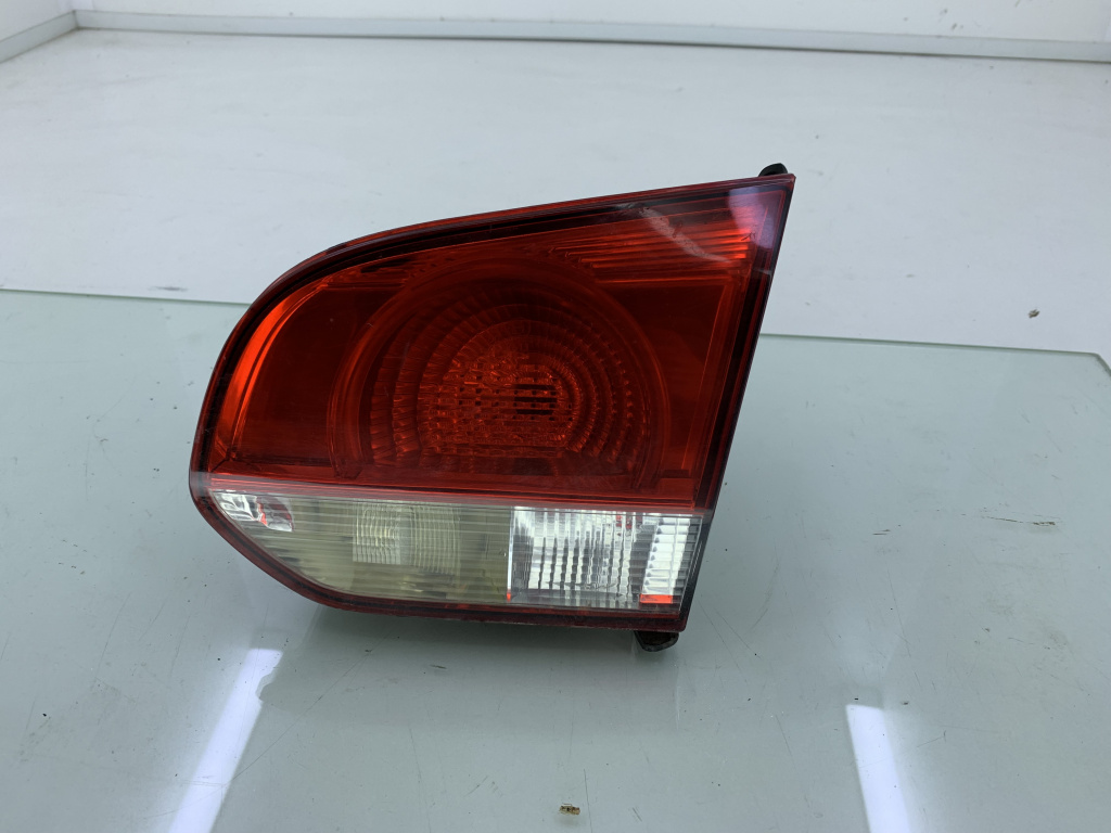 Stop haion dreapta VW GOLF 6 CBDC 2008-2013 D10-4-2 5K0945108 DezP: 28556