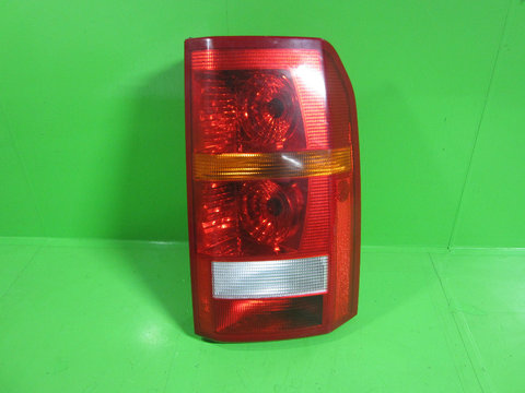 STOP / LAMPA DREAPTA LAND ROVER DISCOVERY 3 4x4 FAB. 2004 - 2009 ⭐⭐⭐⭐⭐
