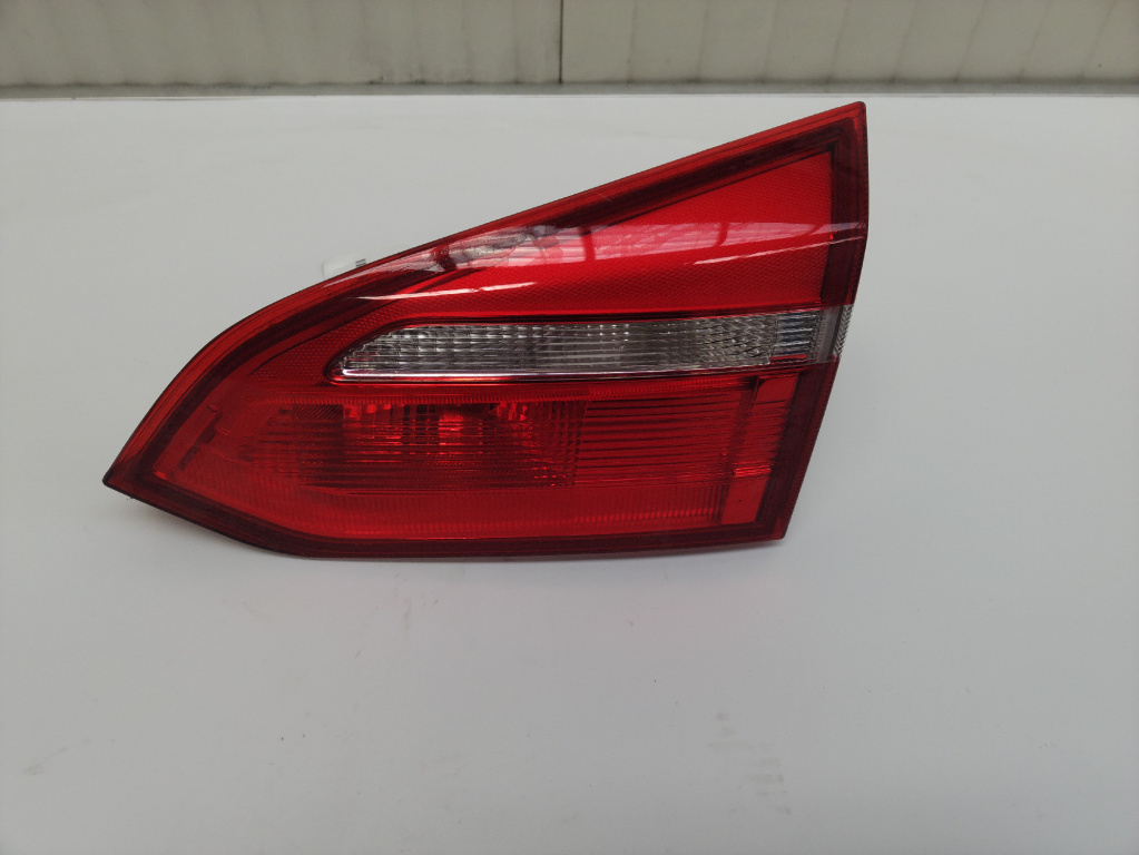Stop lampa dreapta spate pe haion Ford Focus 3 Bre
