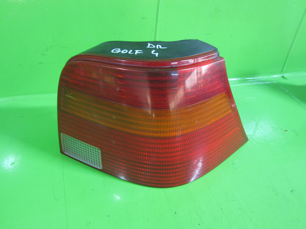 STOP / LAMPA DREAPTA VW GOLF 4 FAB. 1997 - 2006 ⭐⭐⭐⭐⭐