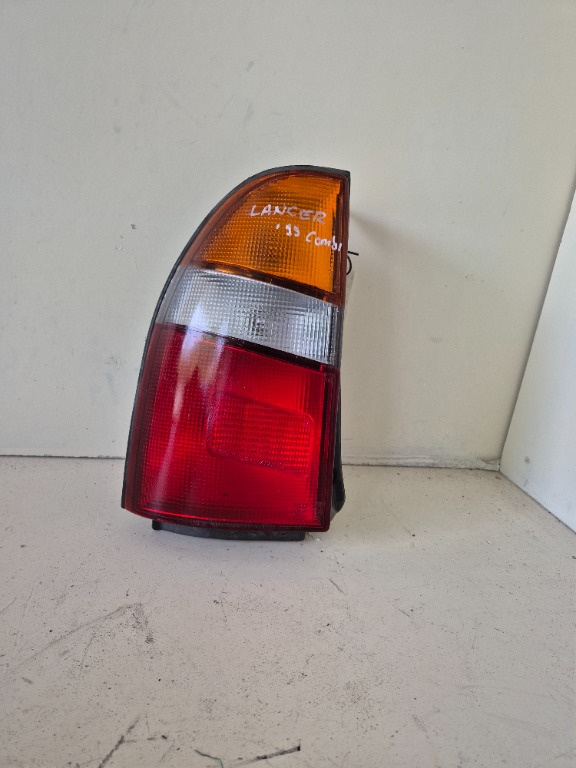 Stop / lampa Mitsubishi Lancer cod 1146-304 an fab 1991-1995 stanga