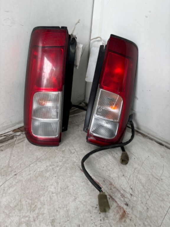 Stop lampa spate Suzuki Ignis 2001 cod 35603-74G0L 35603-74G0R stop stanga stop dreapta