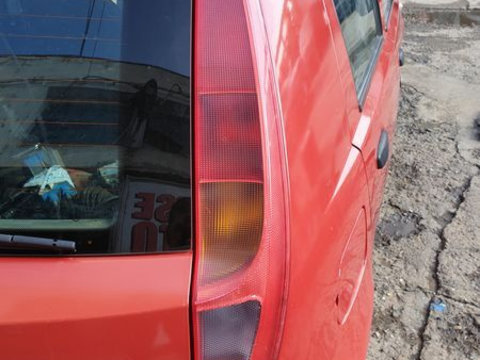 Stop Lampa Tripla Dreapta Fiat Punto Facelift 1999 - 2012