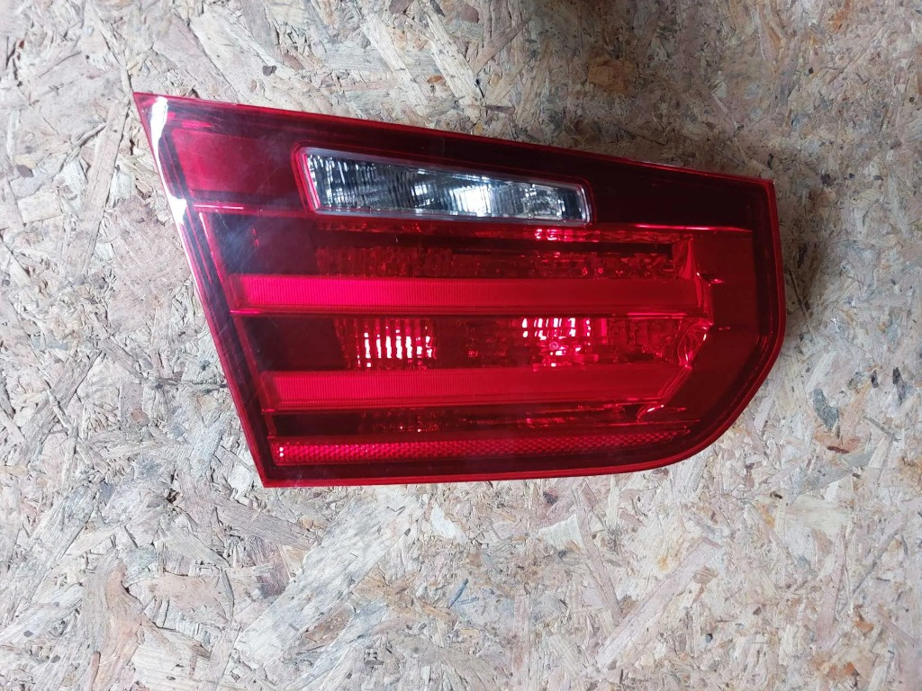 Stop portbagaj stânga spate BMW F30