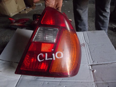 Stop Renault Clio dreapta stop tripla spate clio d