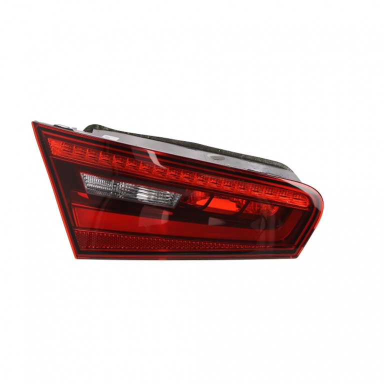 Stop spate lampa Audi A3 (8V), 06.2012- model cu 3