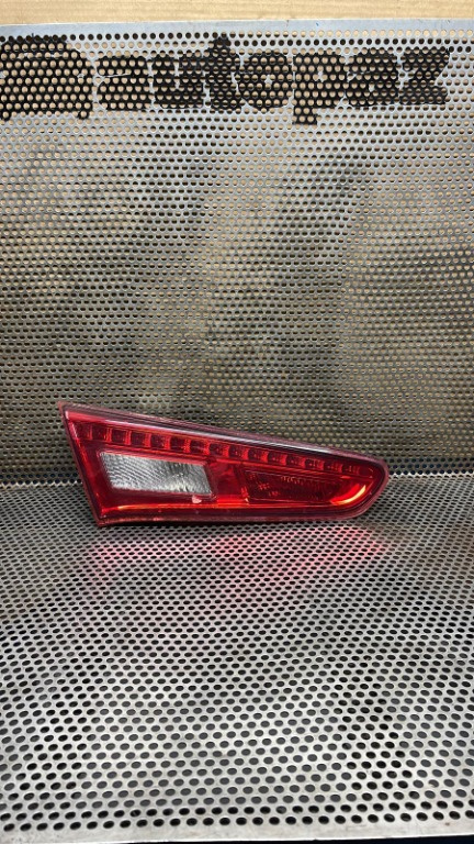 Stop stânga de pe portbagaj Alfa Romeo Giulietta 2010-2015