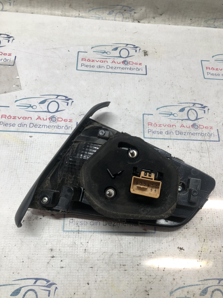 Stop stânga haion Volkswagen Passat B8 