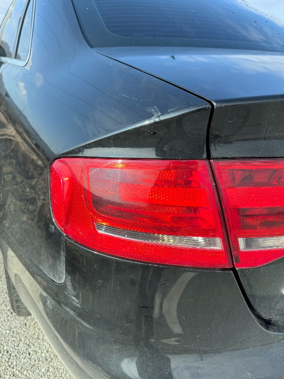 Stop stanga caroserie Audi A4 B8 din 2008
