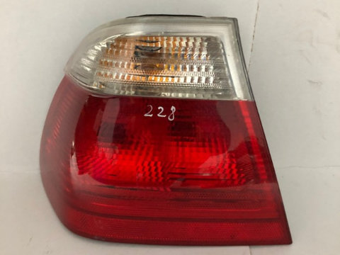 Stop stanga caroserie BMW E46 nonfacelift semnalizare alba