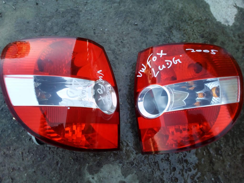 Stop stanga,dreapta Volkswagen Fox 2005