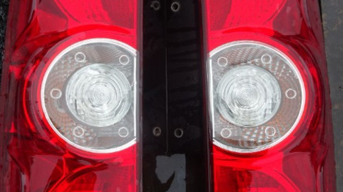 Stop stanga Fiat Doblo din 2012 volan pe
