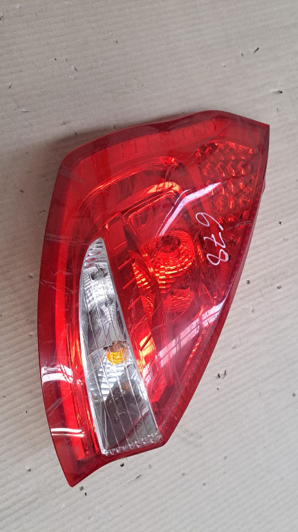 Stop stanga Ford Fiesta 2008-2013 cod 8A61-13405-A