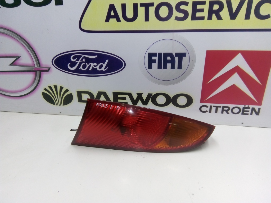 Stop stanga Ford Focus 1 Hatchback