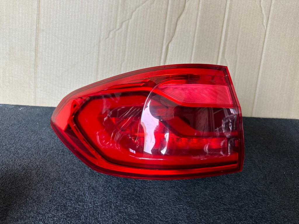 Stop stanga pentru BMW Seria 5 Kombi G31 de Europa