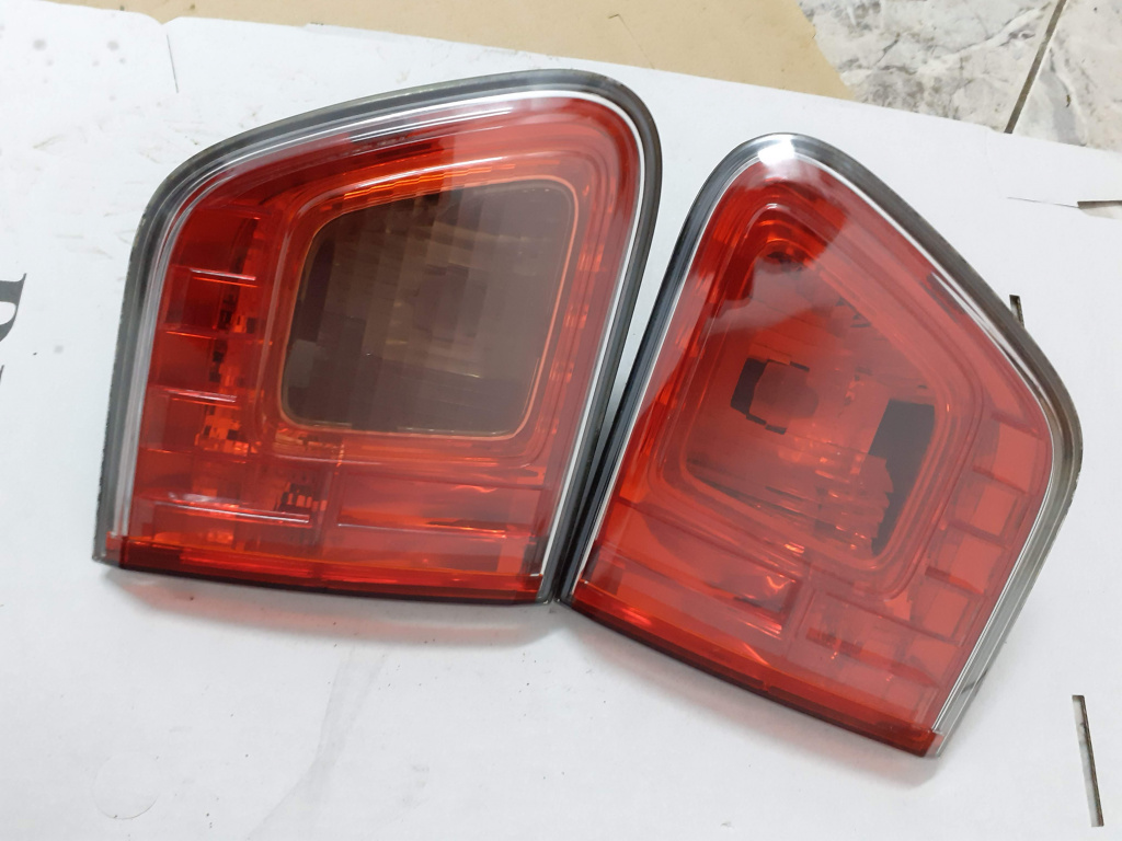 STOP STANGA SAU DREAPTA HAION PORTBAGAJ SW Break COMBI AVENSIS T27 2008~2015