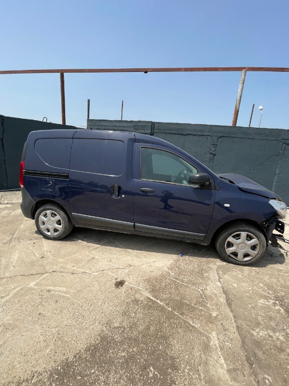 Stop stanga spate Dacia Dokker 2019 Duba 1.5 DCI