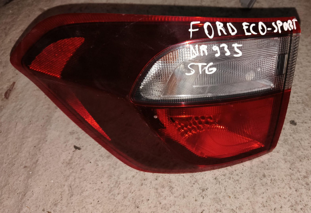 Stop stanga spate Ford Eco-Sport,cod 90104001 Ford Eco-Sport an 2018 cod piesa 90104001 NR935