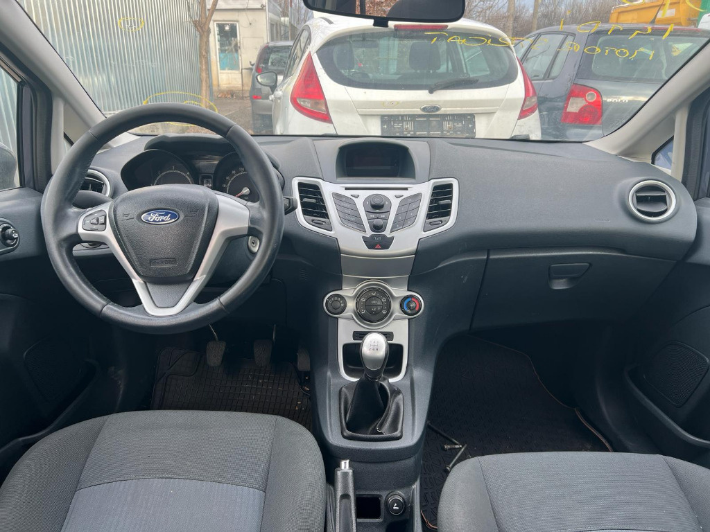 Stop stanga spate Ford Fiesta 2012 HATCH