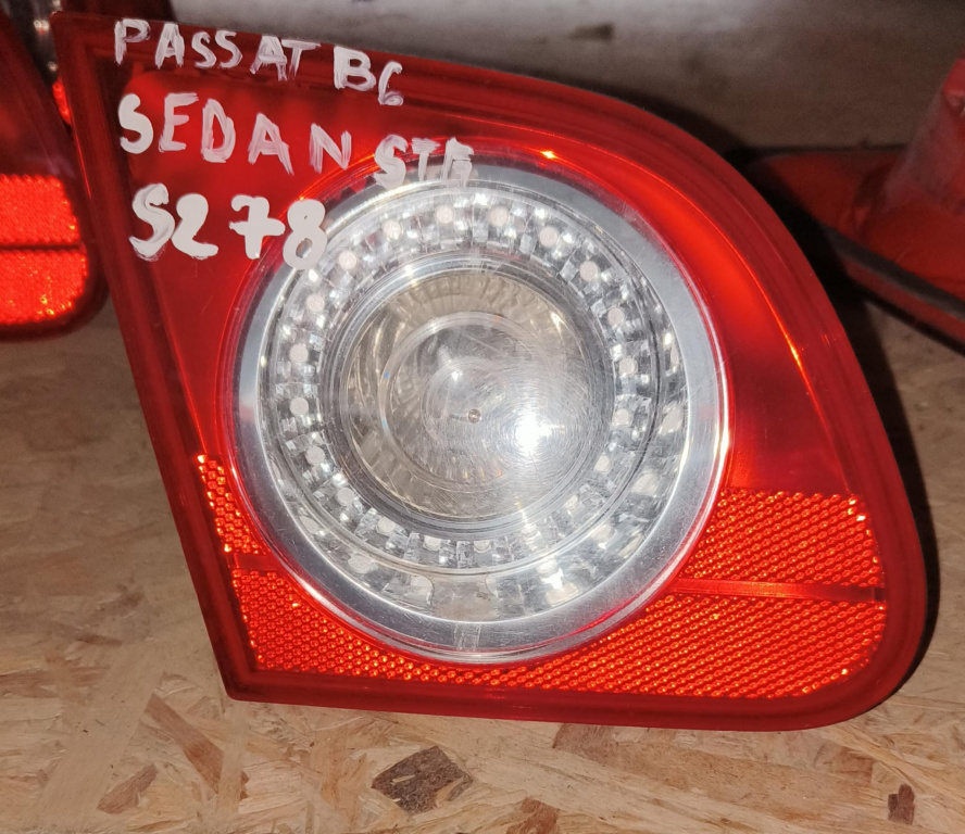 Stop stanga spate haion VW Passat B6 Sedan,cod 3C5945093F Volkswagen Passat B6 an 2006 cod piesa 3C5945093F