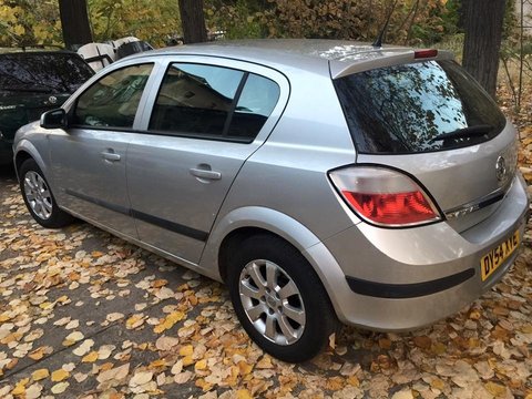 Stop stanga spate Opel Astra H 1.7 an 2005 Diesel Argintiu