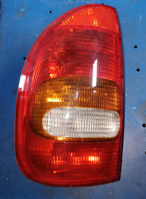 Stop stanga spate opel corsa b 1997 Opel Corsa B an 1997 cod piesa S20